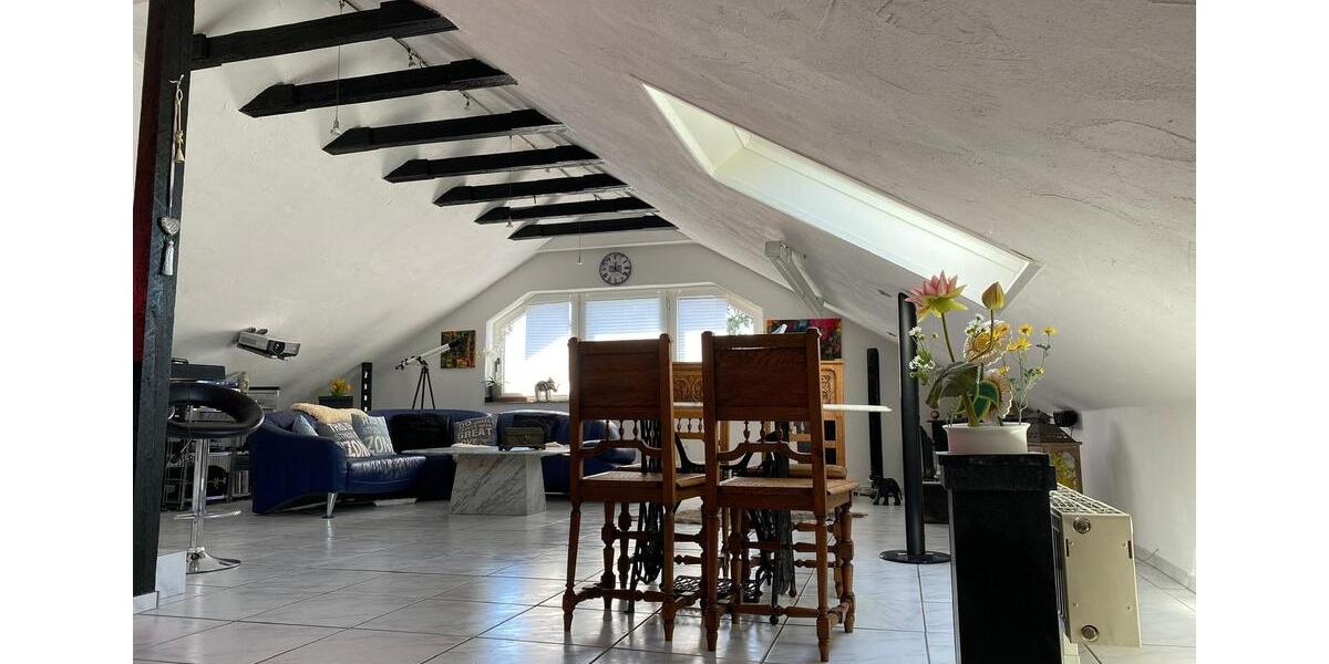 Exklusive Dachgeschosswohnung mit Seeblick 3.5 zimmer