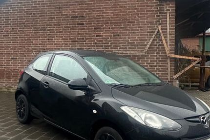 Mazda 2 108.460 km 3.000 &euro; Bottrop 46244