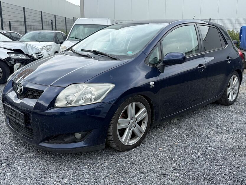 Toyota Auris 269.000 km 1.300 € Gelsenkrichen 45884