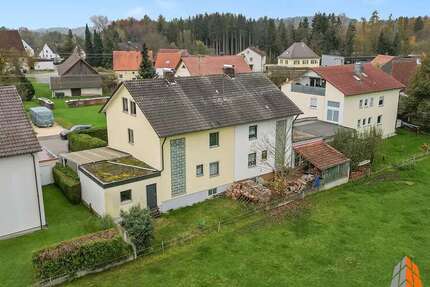 Haus zum Kaufen in Zusmarshausen 549.000 € 160 m²