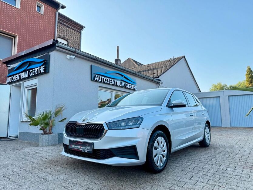 Skoda Fabia 16.000 km 13.990 € Bochum 44805