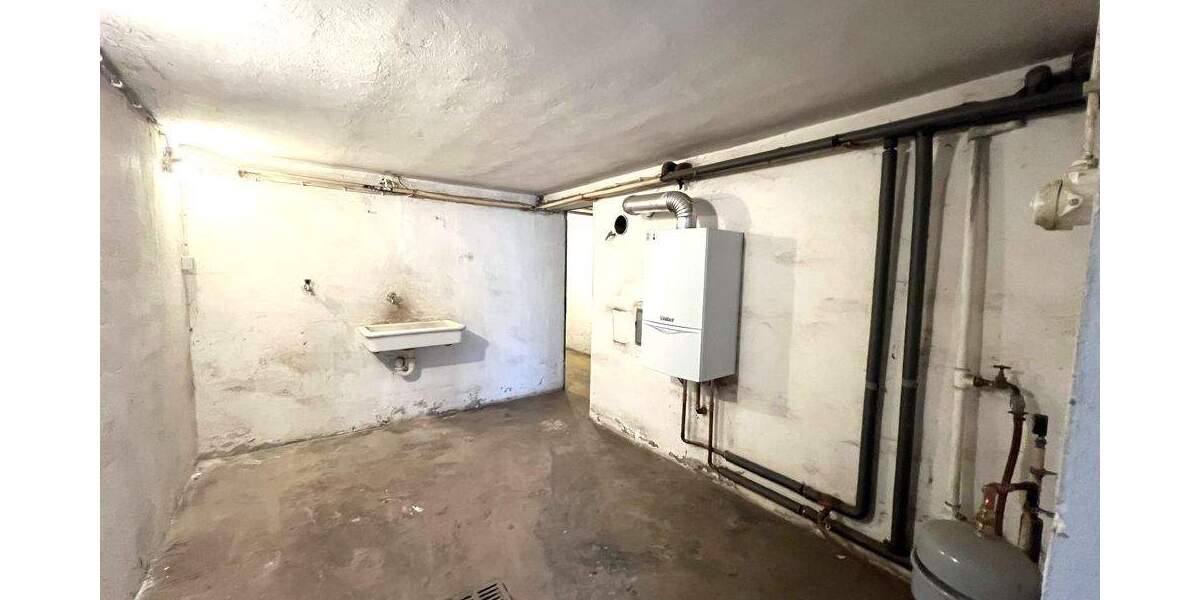 Doppelhaushälfte mit 4 Zi. + Garage auf weitläufigem Gartengrundstück in Dortmund Brackel 5 zimmer