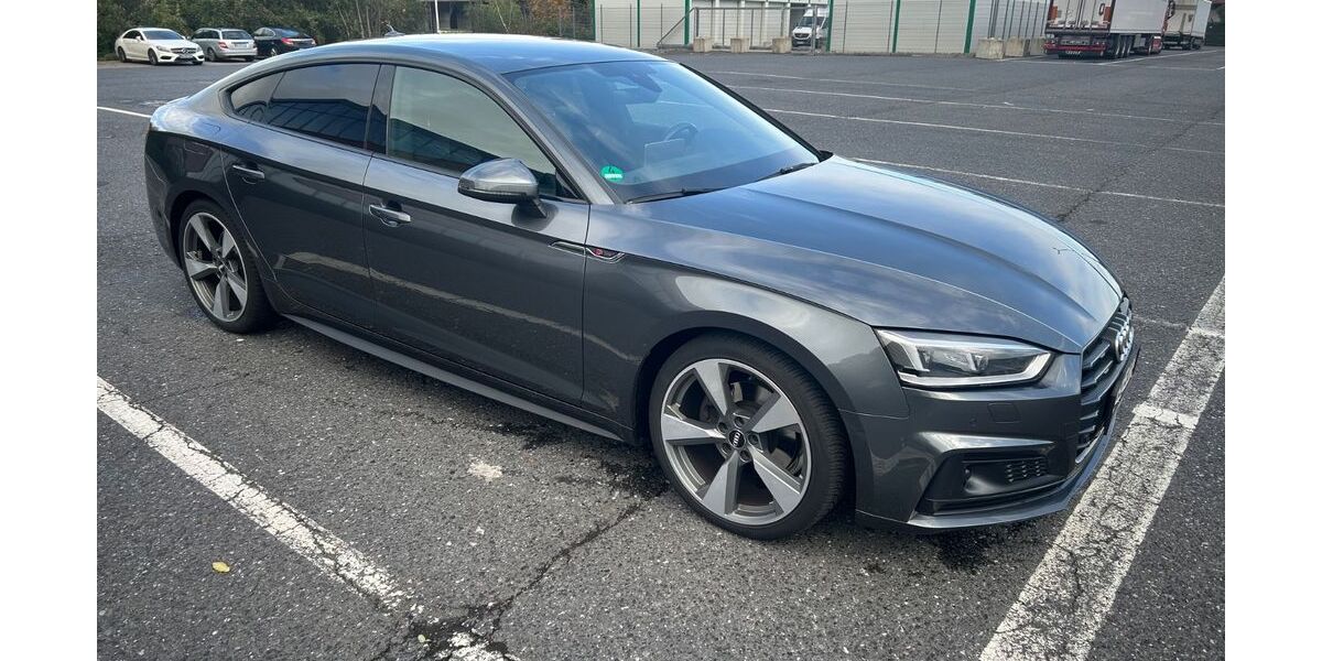 Audi A5 99.890 km 22.999 &euro; Dortmund 44265