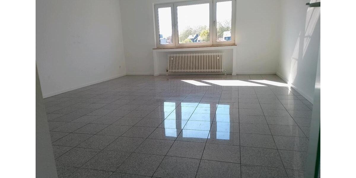 Etagenwohnung Oberhausen Biefang - 4 Zimmer, 98 m&sup2;, 860&euro; | Angebot:26640765