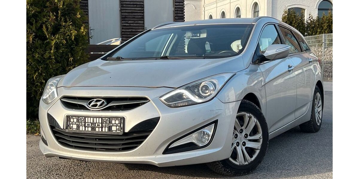Hyundai i40 287.978 km 5.200 &euro; Gelsenkirchen 45884