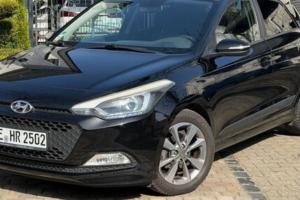 Hyundai i20 133.000 km 6.950 &euro; Gladbeck 45964