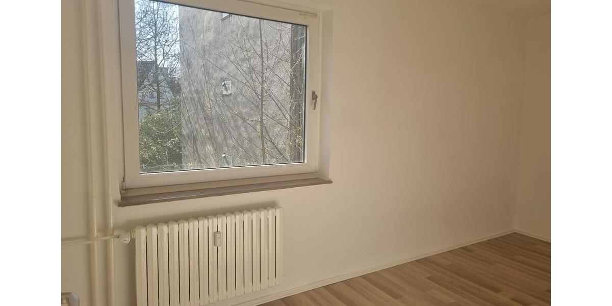 Etagenwohnung Gelsenkirchen Gelsenkirchen-West - 4 Zimmer, 77 m&sup2;, 620&euro; | Angebot:25784478