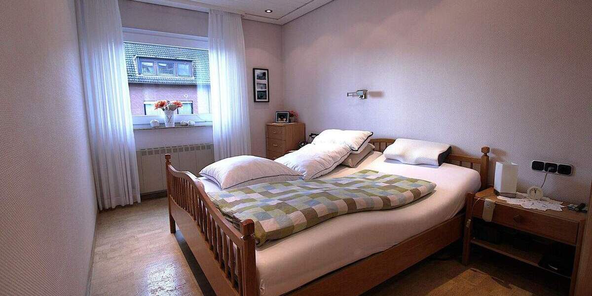 Mehrfamilienhaus, Wohnhaus Gladbeck Zweckel - 6 Zimmer, 150 m&sup2;, 385.000&euro; | Angebot:25775469