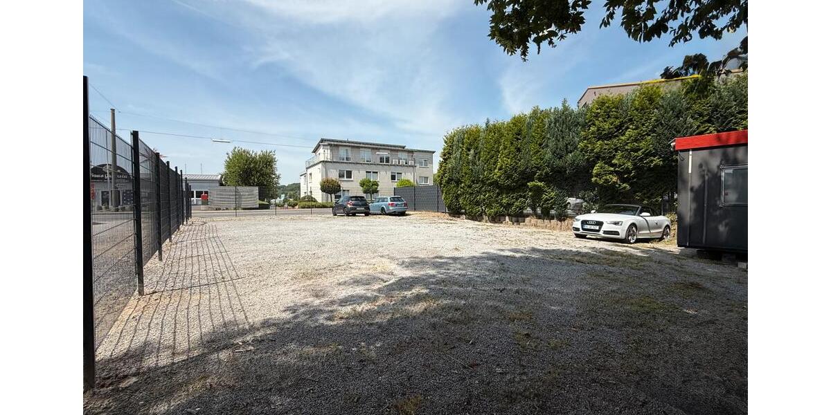 Gewerbegrundstück ca. 350 m² - ideal für Kfz-Handel Stellplatz zimmer