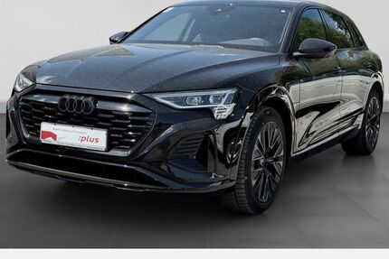 Audi Q8 e-tron 32.056 km 59.840 € Gelsenkirchen 45894