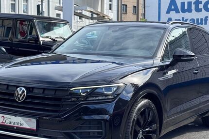 VW Touareg 102.326 km 37.900 &euro; Oberhausen 46045