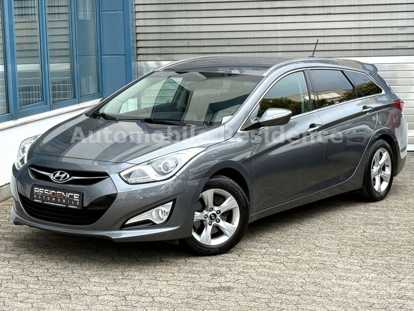 Hyundai i40 54.000 km 12.998 € Ratingen 40880
