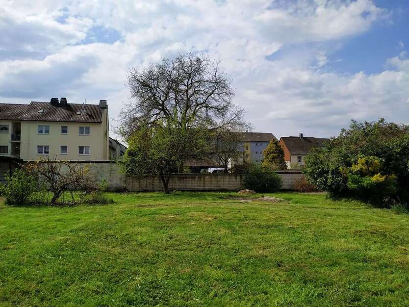 Grundstück zu verkaufen in Solingen 340.000 € 797 m²