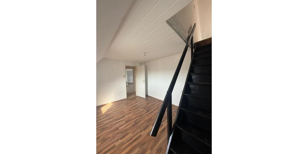 Dachgeschoßwohnung Hagen Hagen-Mitte - 2 Zimmer, 45 m&sup2;, 350&euro; | Angebot:27553974