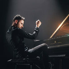 Peter Bence 07.10.2025 Mercatorhalle Duisburg im CityPalais