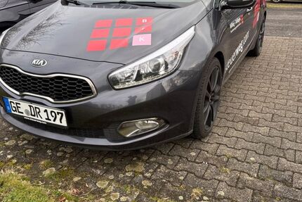 Kia ceed / Ceed 97.000 km 8.900 &euro; Gelsenkirchen 45884