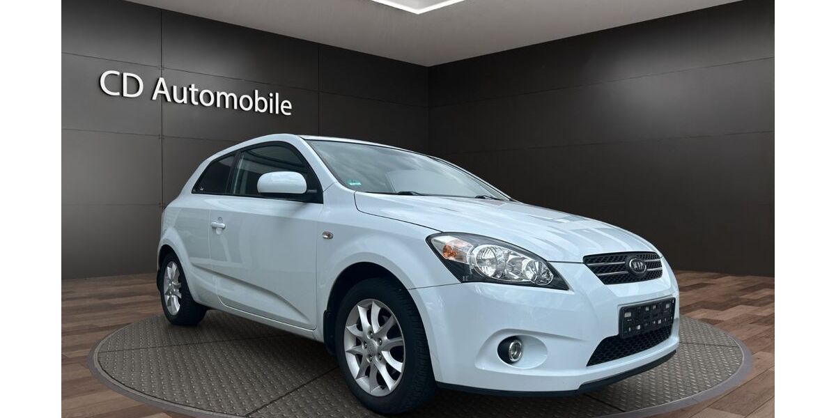 Kia ceed / Ceed 184.000 km 2.990 &euro; Recklinghausen 45659