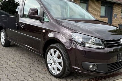 VW Caddy 181.000 km 14.900 &euro; Bochum 44805