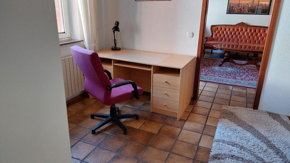 Etagenwohnung Oberhausen - 1 Zimmer, 52 m&sup2;, 330&euro; | Angebot:26415672