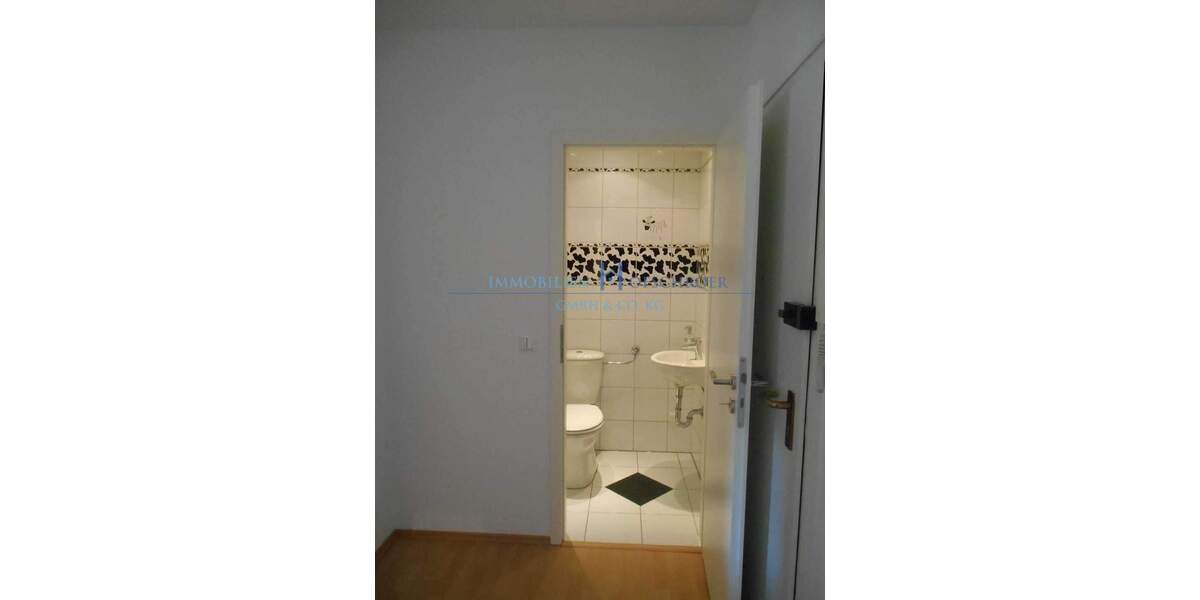 Etagenwohnung Bochum Westenfeld - 4 Zimmer, 98 m&sup2;, 188.500&euro; | Angebot:24974103