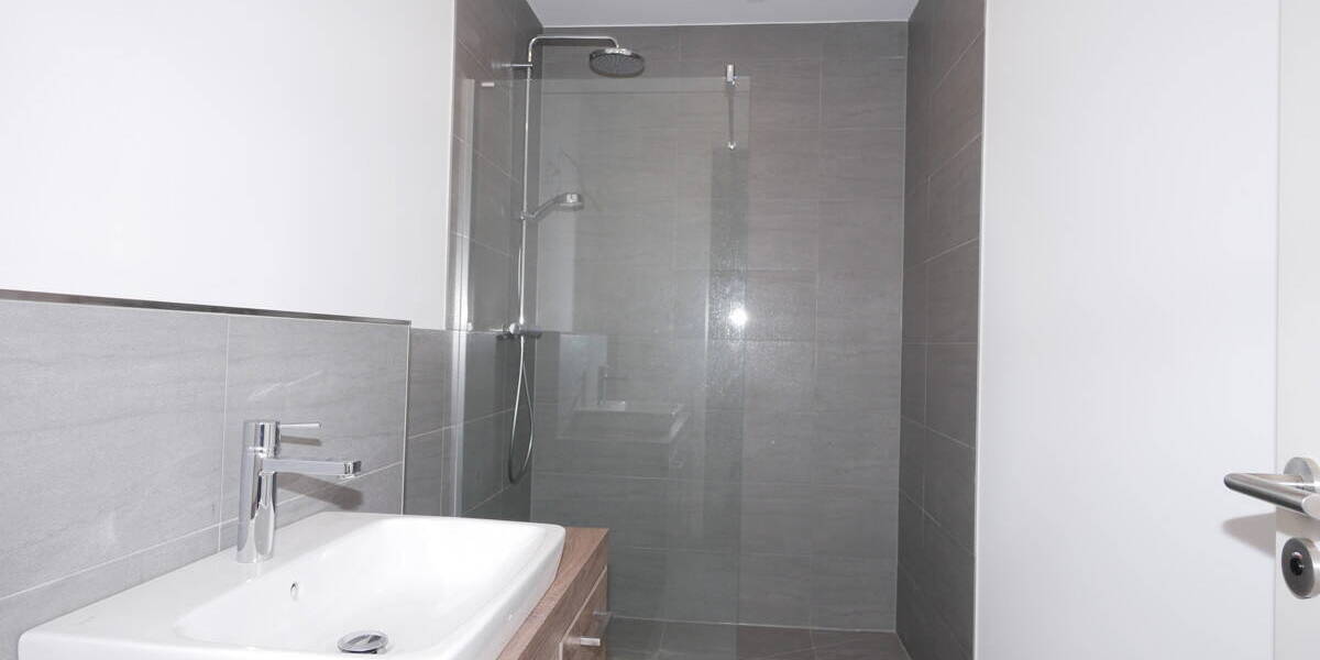 Gewerbeobjekt Gelsenkirchen / Bismarck Bismarck - 5 Zimmer, 198 m&sup2;, 2.900&euro; | Angebot:25707097