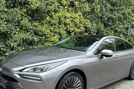 Toyota Mirai 89.486 km 11.990 &euro; Wuppertal 42281