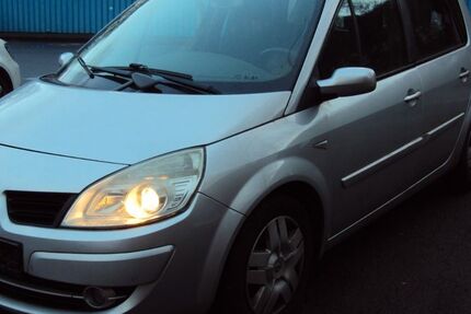 Renault Scenic 134.000 km 1.700 € Hagen 58091