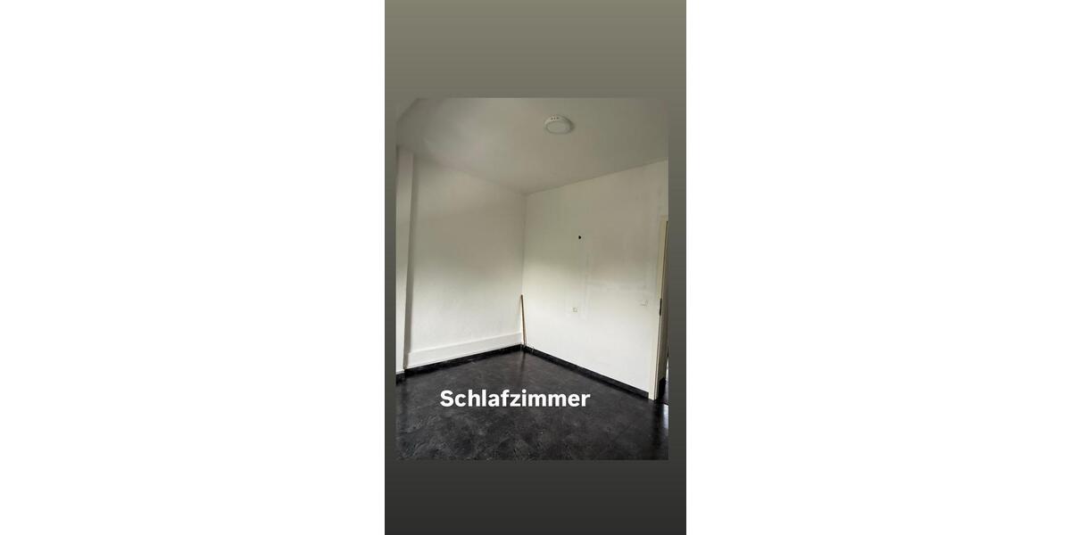 Dachgeschoßwohnung Gelsenkirchen Gelsenkirchen-Mitte - 4 Zimmer, 110 m&sup2;, 1.300&euro; | Angebot:26664036