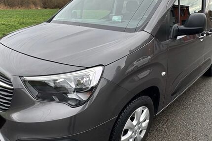 Opel Combo 68.000 km 18.440 &euro; Oberhausen 46149