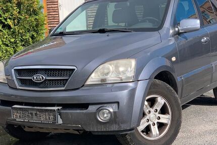Kia Sorento 291.541 km 1.200 € Gelsenkirchen 45884