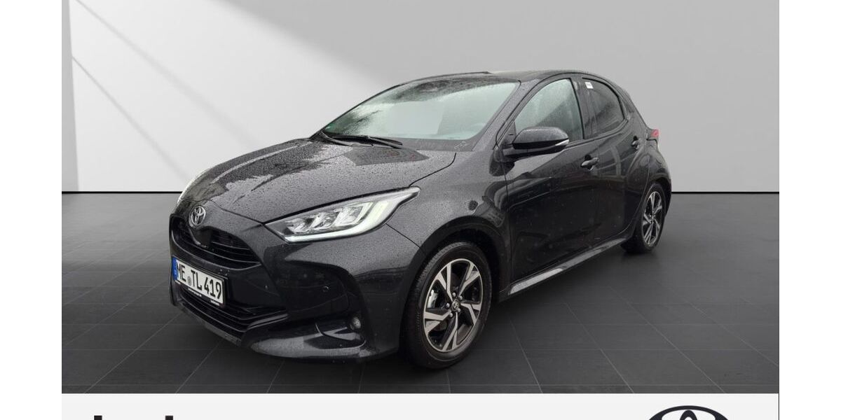 Toyota Yaris 2.500 km 26.690 &euro; Velbert 42549