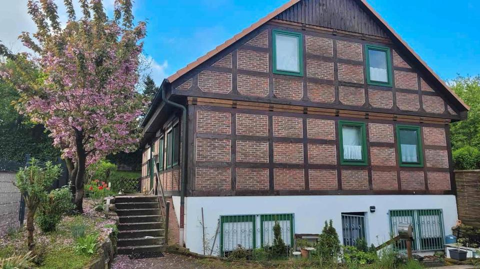 Einfamilienhaus Witten Rüdinghausen - 3 Zimmer, 204 m&sup2;, 1.500&euro; | Angebot:26401128