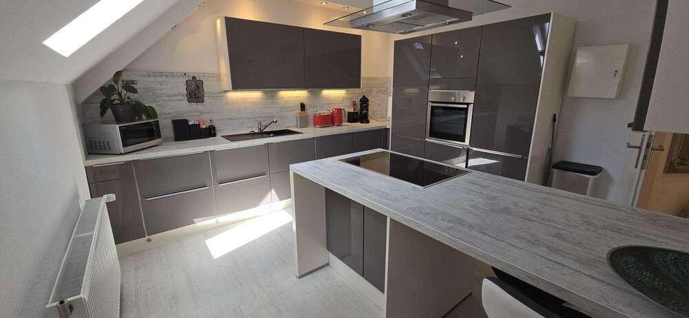 Wohnung zum Kaufen in Solingen 198.000 € 102 m²