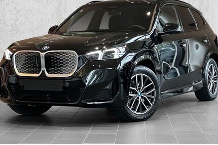 BMW iX1 1.001 km 54.611 € Velbert 42549