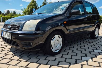 Ford Fusion 183.000 km 750 € Wuppertal 42281