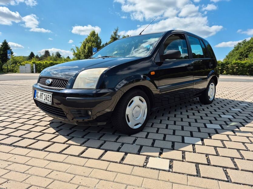Ford Fusion 183.000 km 750 € Wuppertal 42281