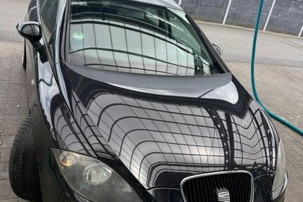 Seat Leon 229.341 km 2.800 &euro; Dortmund 44145