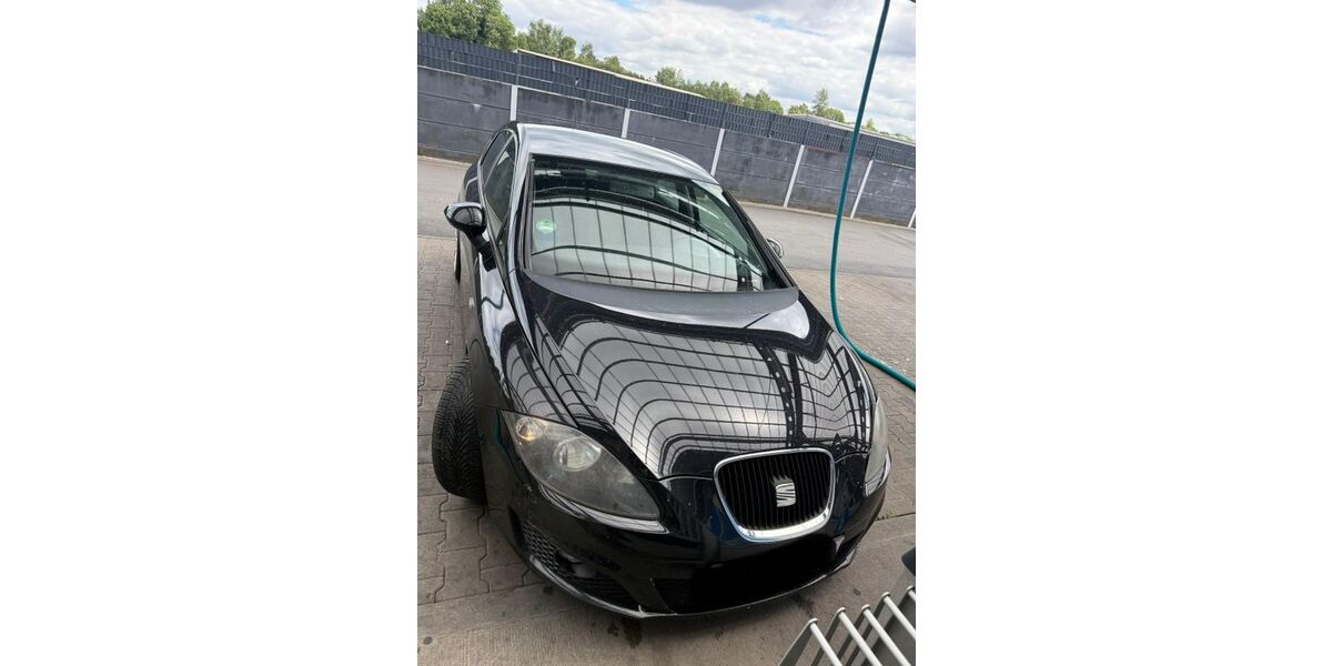 Seat Leon 229.341 km 2.800 &euro; Dortmund 44145