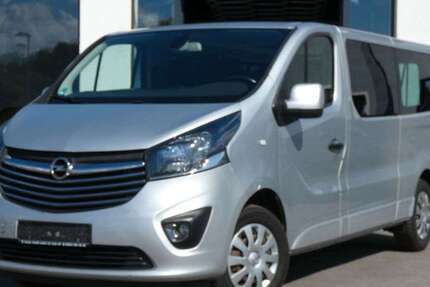 Opel Vivaro 284.327 km 12.850 € Bochum 44807