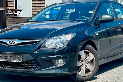 Hyundai i30 238.627 km 1.100 &euro; Gelsenkirchen 45884
