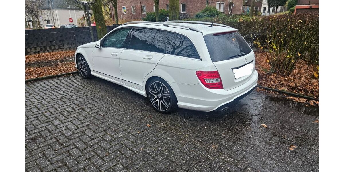 Mercedes-Benz C 250 277.000 km 6.300 &euro; Recklinghausen 45657