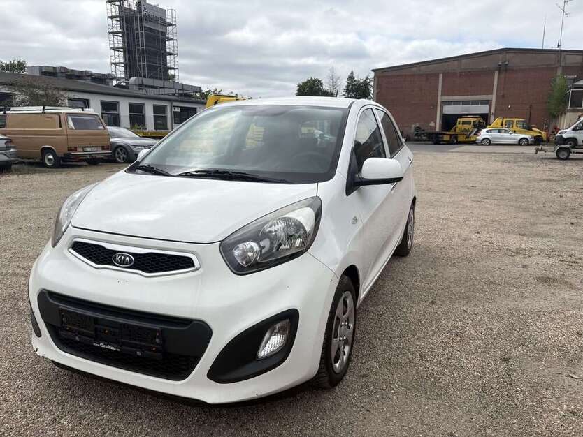 Kia Picanto 105.000 km 3.650 € Duisburg 47053