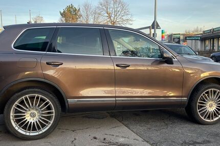 VW Touareg 211.000 km 9.350 &euro; Essen 45356