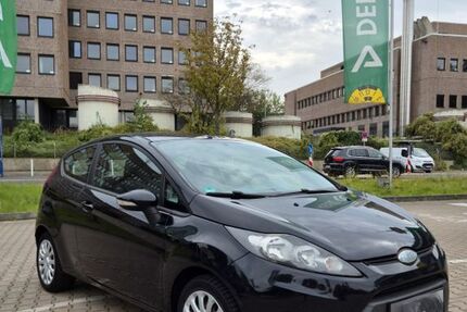 Ford Fiesta 301.000 km 1.200 &euro; Essen 45130