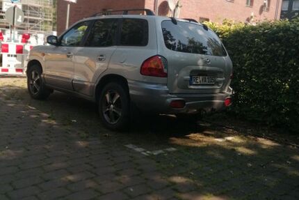 Hyundai Grand Santa Fe 170.850 km 2.000 € Datteln 45711