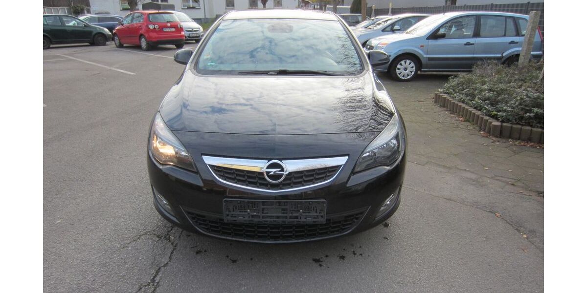 Opel Astra 189.000 km 2.490 &euro; Herne 44653