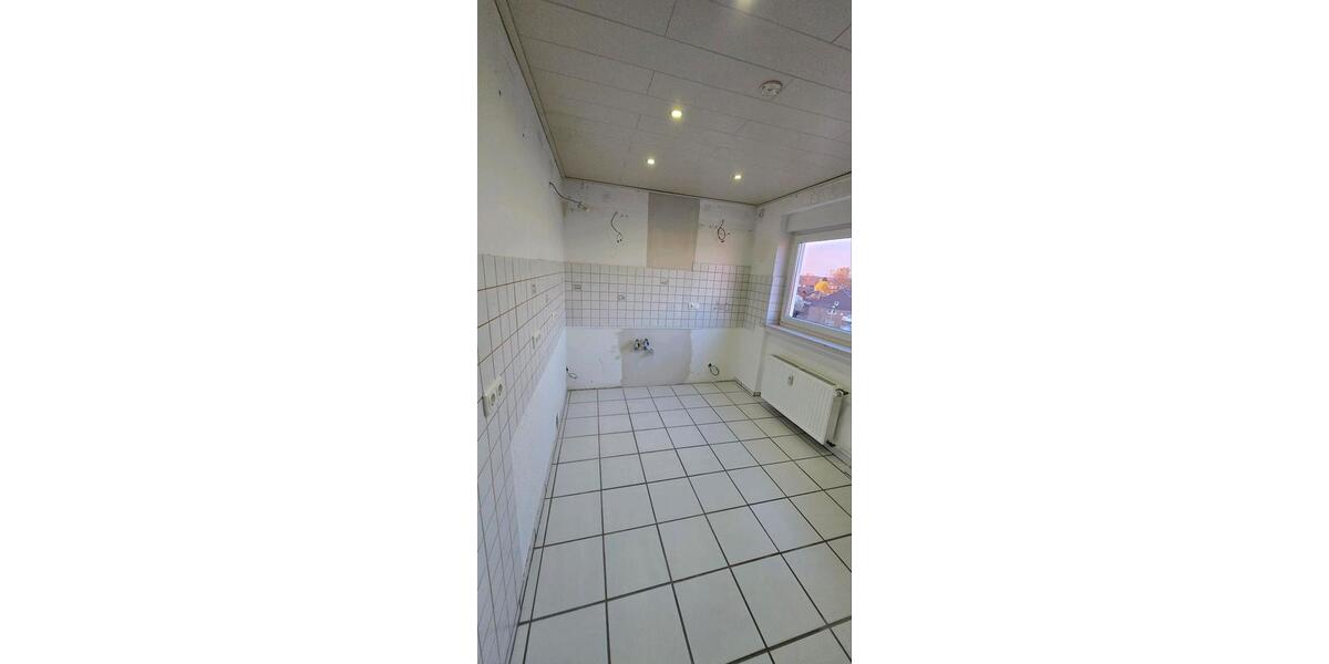 Etagenwohnung Lünen - 2.5 Zimmer, 77 m&sup2;, 157.000&euro; | Angebot:25655952