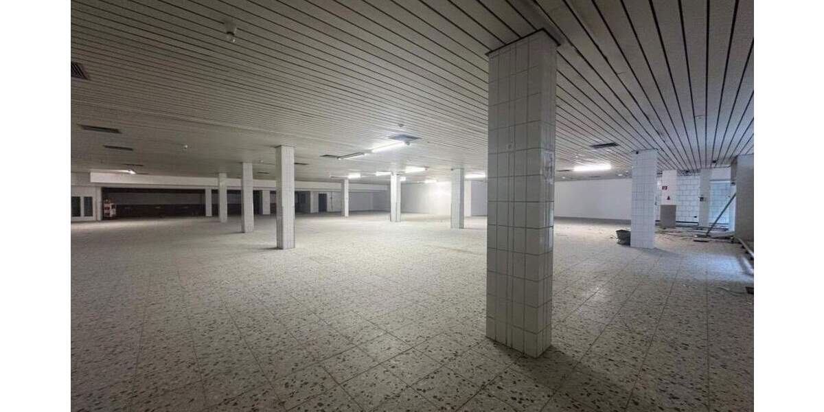 Einzelhandel zu vermieten Ladenlokal Gewerbeeinheit zimmer