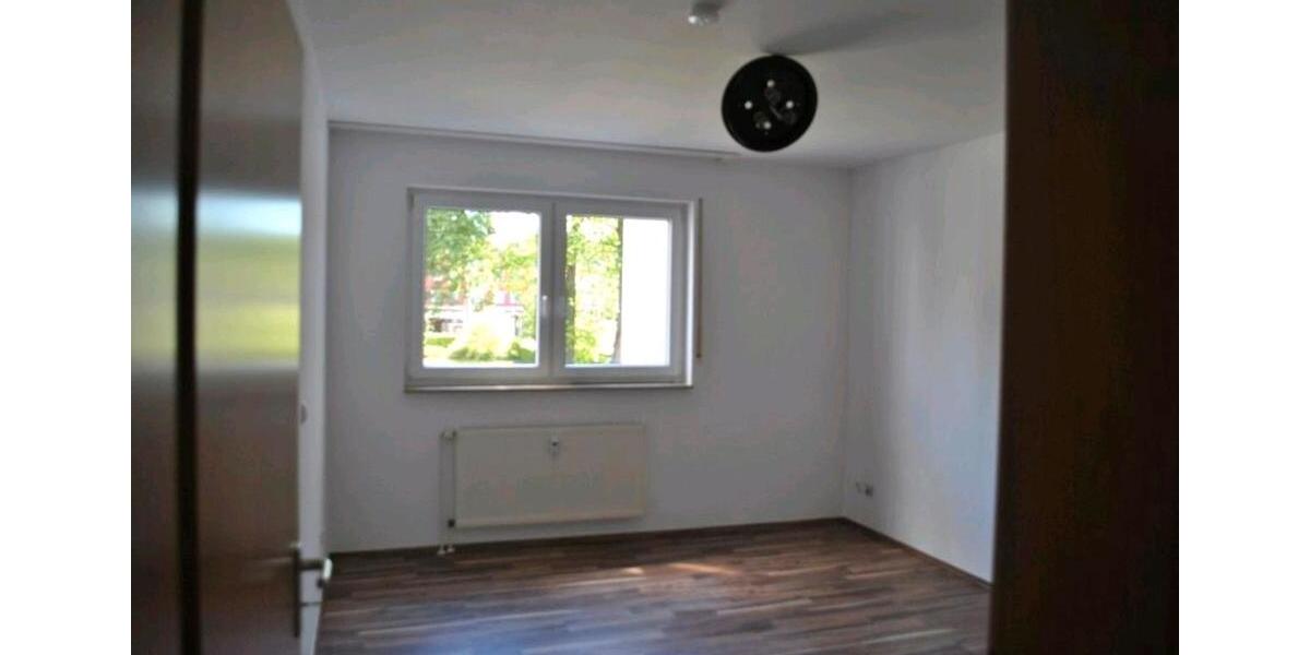 Etagenwohnung Bochum Bochum-Mitte - 3.5 Zimmer, 84 m&sup2;, 190.000&euro; | Angebot:26995095