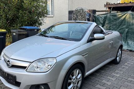 Opel Tigra 92.800 km 2.350 &euro; Gelsenkirchen 45892